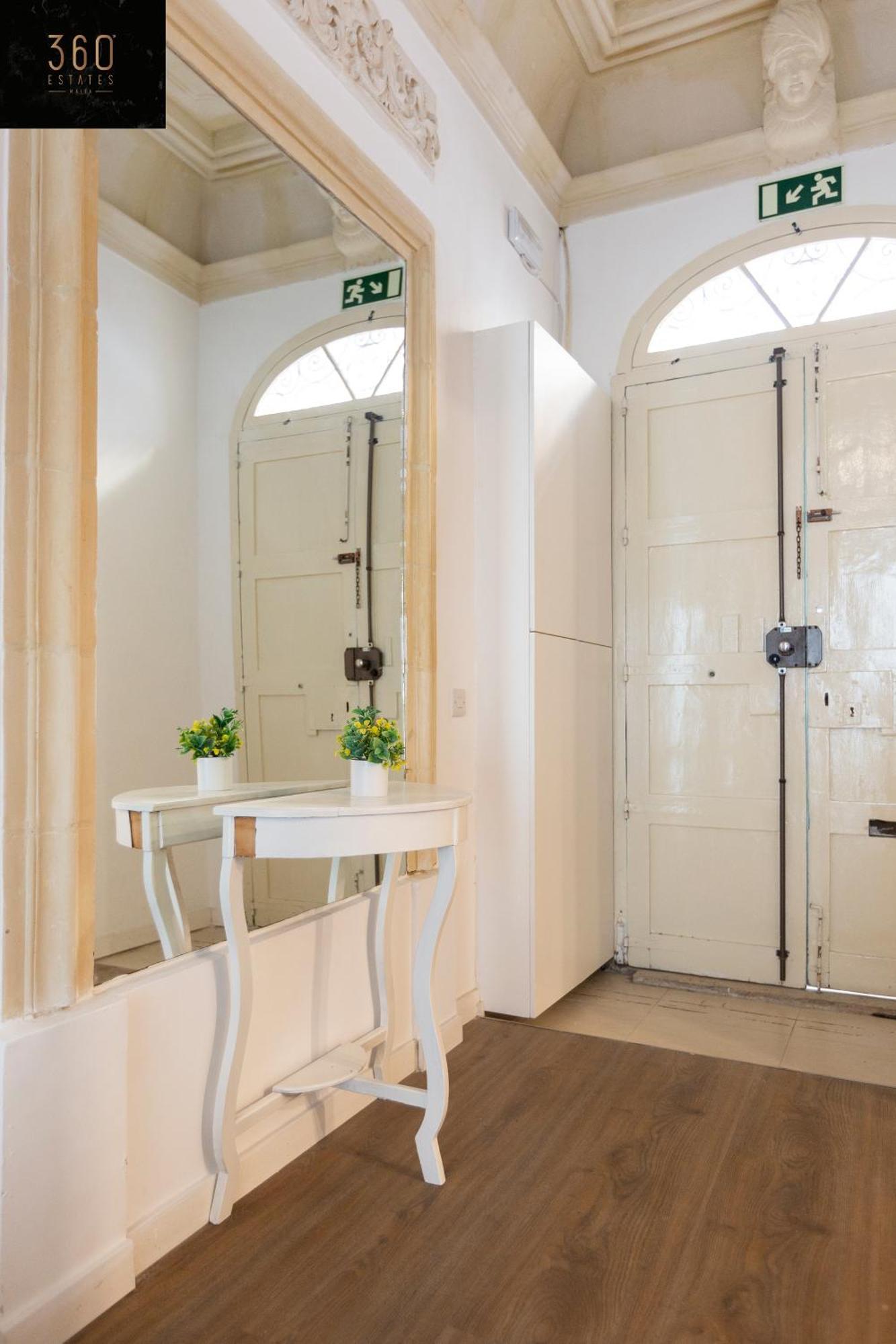 4Br Home In Prime Location Just Off The Promenade By 360 Estates Sliema Exterior foto
